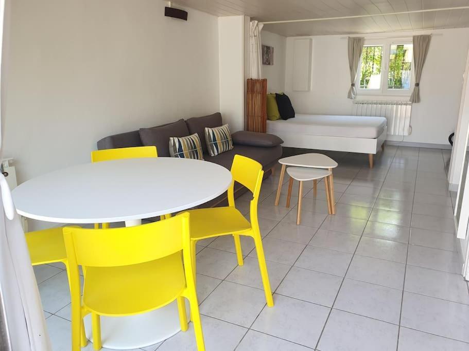 Logement Amboise Centre Avec Terrasse Privee Eksteriør bilde